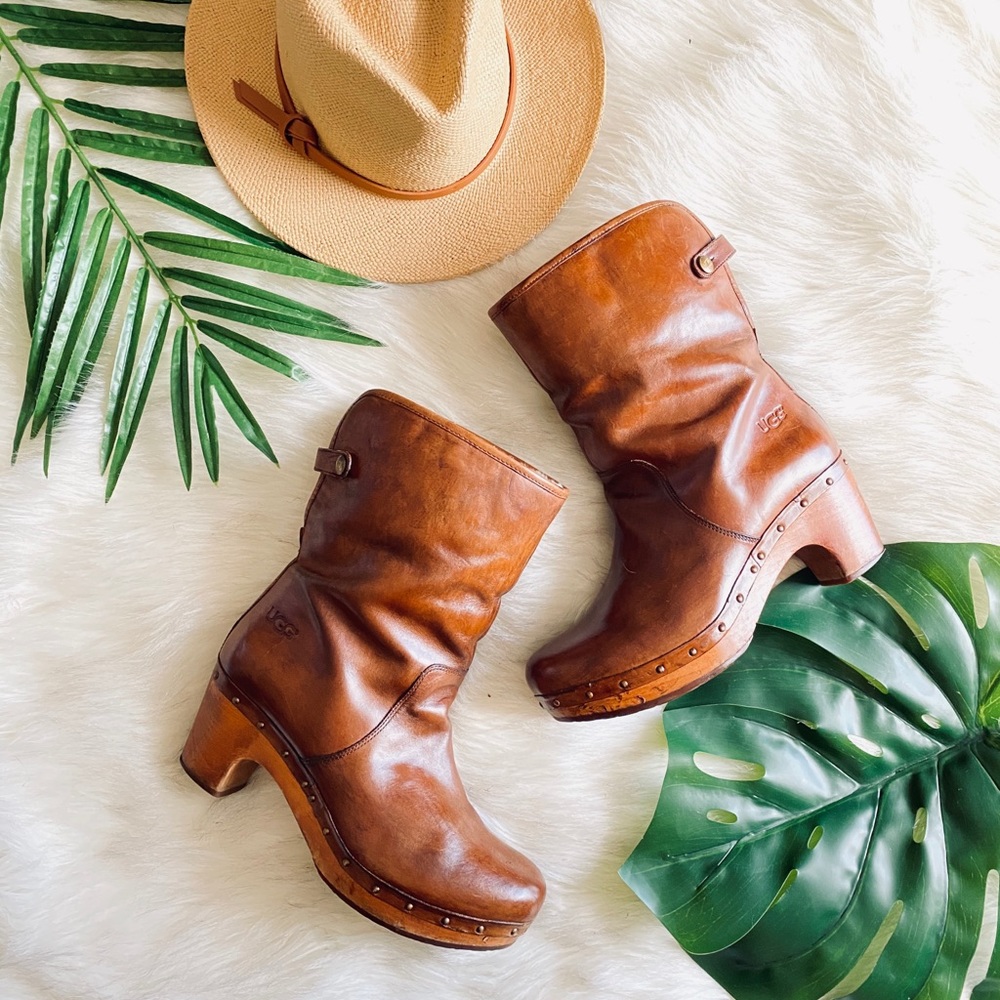 COPY - Ugg Lynnea Clog Boots